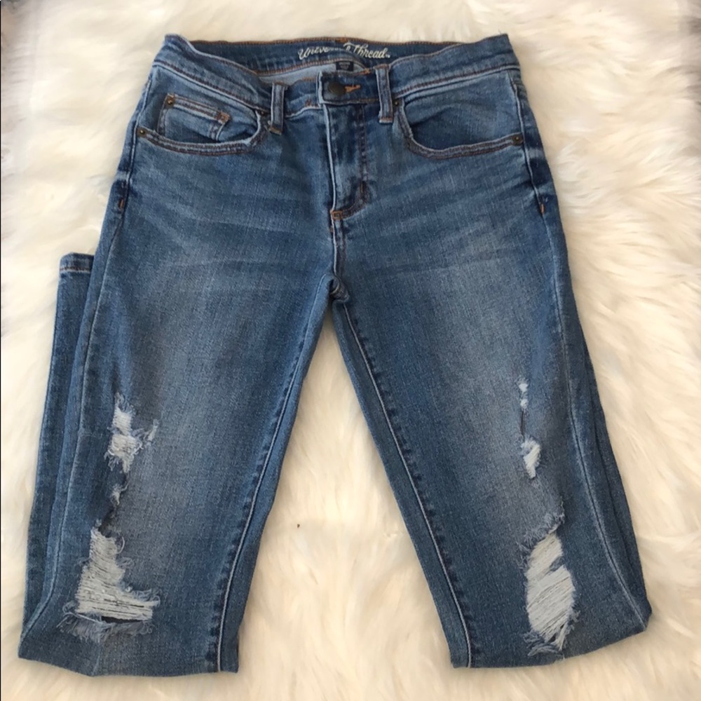 Universal Thread Mid Rise Girlfriend Crop Jeans
